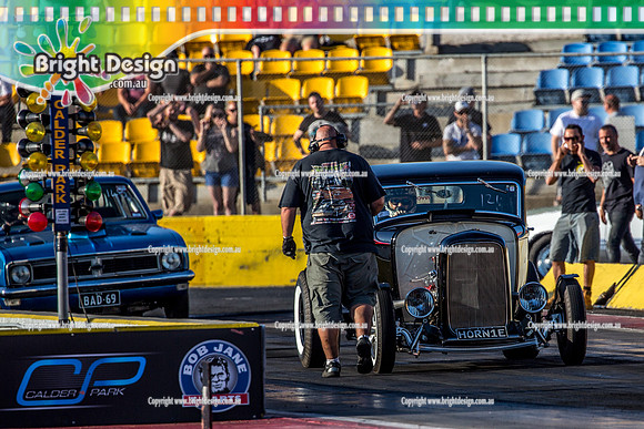 Fast Friday @ Calder Park Drag Racing Friday 15 December 2017   (93825)  HORN1E