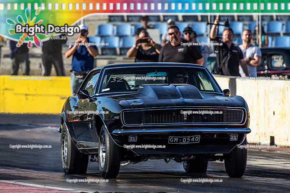Fast Friday @ Calder Park Drag Racing Friday 15 December 2017   (93813)   GM0540