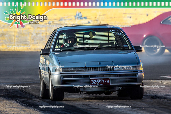 Fast Friday @ Calder Park Drag Racing Friday 15 December 2017   (93782) 32697H
