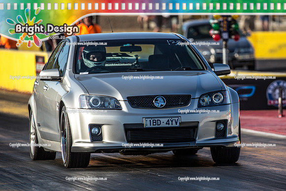 Fast Friday @ Calder Park Drag Racing Friday 15 December 2017   (93702)   1BD4YV