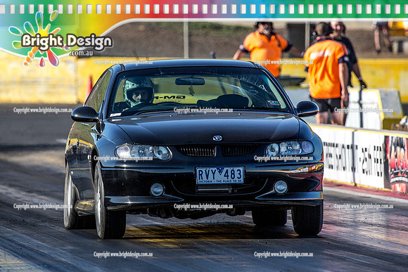 Fast Friday @ Calder Park Drag Racing Friday 15 December 2017   (93659)  RVY483