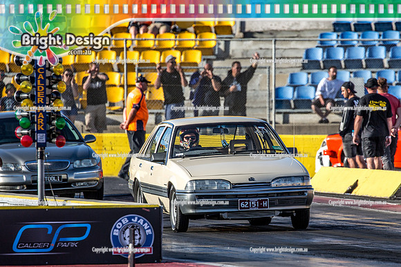 Fast Friday @ Calder Park Drag Racing Friday 15 December 2017   (93657)  62151H