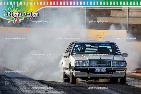 Fast Friday @ Calder Park Drag Racing Friday 15 December 2017   (93651)  YGI197