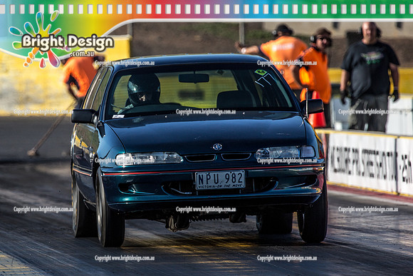 Fast Friday @ Calder Park Drag Racing Friday 15 December 2017   (93598)  NPU982