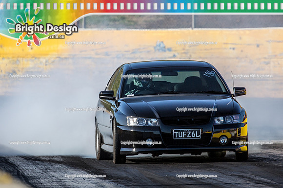 Fast Friday @ Calder Park Drag Racing Friday 15 December 2017   (93537)  TUFZ6L