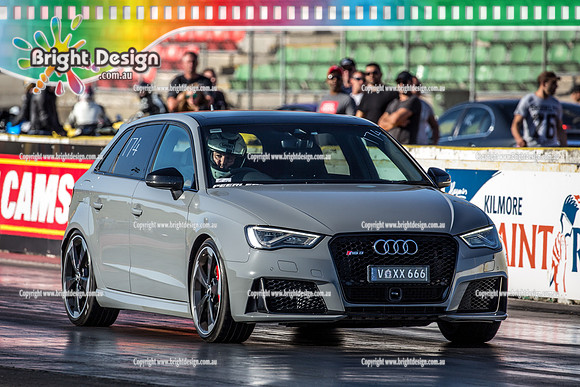 Fast Friday @ Calder Park Drag Racing Friday 15 December 2017   (93522)  VXX666