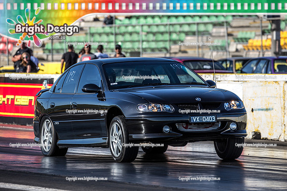 Fast Friday @ Calder Park Drag Racing Friday 15 December 2017   (93505)   VX0403