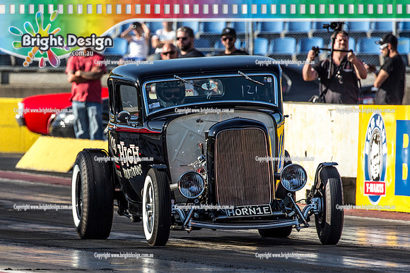 Fast Friday @ Calder Park Drag Racing Friday 15 December 2017   (93457)  HORNIE