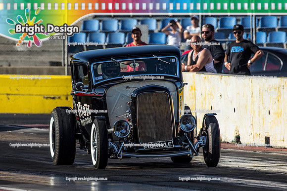 Fast Friday @ Calder Park Drag Racing Friday 15 December 2017   (93455)  HORNIE