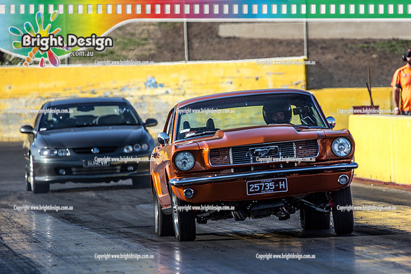Fast Friday @ Calder Park Drag Racing Friday 15 December 2017   (93389)  25735H