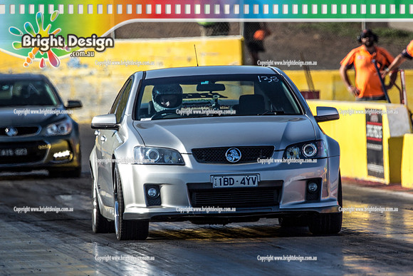 Fast Friday @ Calder Park Drag Racing Friday 15 December 2017   (93358)  1BD4YV