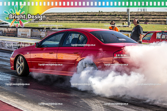 Fast Friday @ Calder Park Drag Racing Friday 15 December 2017   (93340)  YYZ778