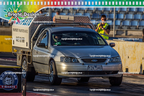 Fast Friday @ Calder Park Drag Racing Friday 19 January 2018  (100191)  YZK540