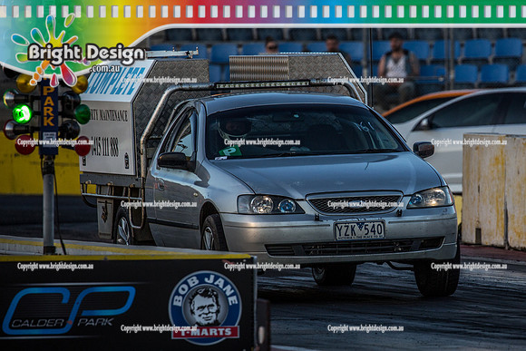 Fast Friday @ Calder Park Drag Racing Friday 19 January 2018  (100295)  YZK540