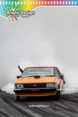 Summernats 28 Sunday 4 Jan 2015  BD  (7781)  TYRKILR BURNOUT