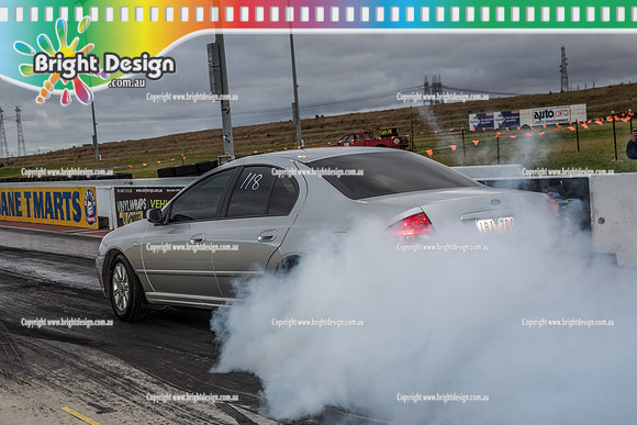 Fast Friday @ Calder Park Drag Racing Friday 6 October 2017  (87529)  1BI7DO