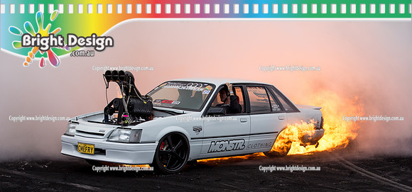 Summernats 29 SATURDAY 8 Jan 16  BDMP6658  CMEFRY CUTSIK FIRE BURNOUT