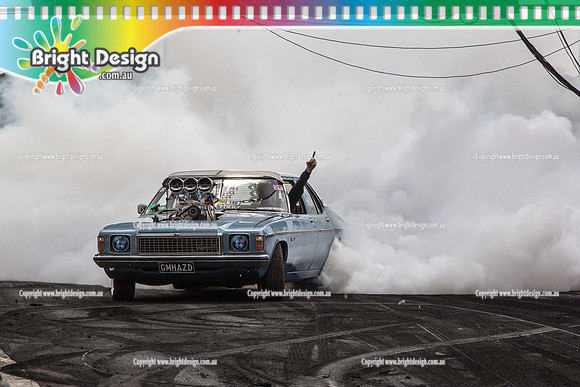 Summernats 28 Sunday 4 Jan 2015  BD  (8132)  GMHAZD BURNOUT