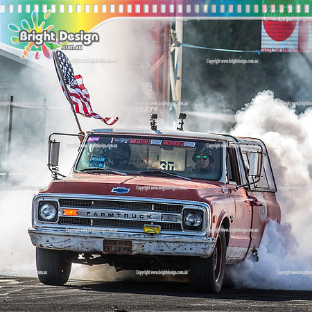 AA Summernats 31 Thursday 4 Jan 2018   BDMP7531  FARMTRUCK AZN STREET OUTLAWS BURNOUT