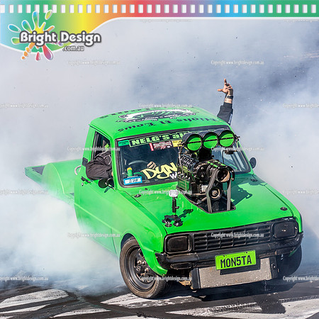 AA Summernats 31 Saturday 6 Jan 2018   BDMP2048  MON5TA BURNOUT