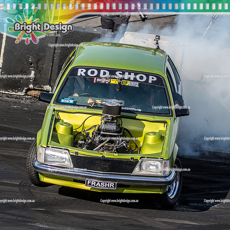 AA Summernats 31 Saturday 6 Jan 2018   BDMP2344-2  FRASHR BURNOUT