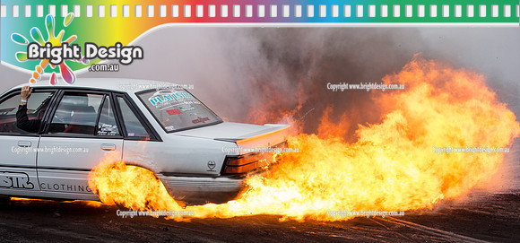Summernats 29 SATURDAY 8 Jan 16  BDMP6661  CMEFRY CUTSIK FIRE BURNOUT