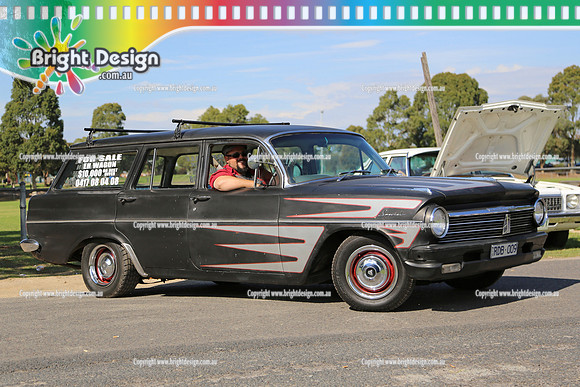 All Holden Day @  Dandeonong 7 April 2013  Bright Design (1320)  RDB009