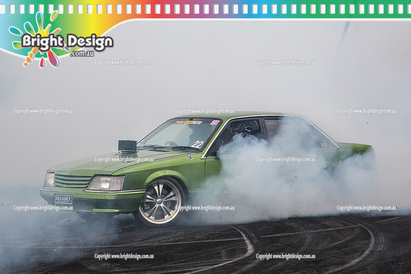Summernats 28 Sunday 4 Jan 2015  BD  (7919)  KILLASET BURNOUT