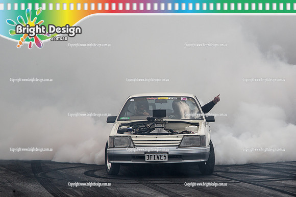 Summernats 28 Sunday 4 Jan 2015  BD  (7730)  3FIVE5 BURNOUT