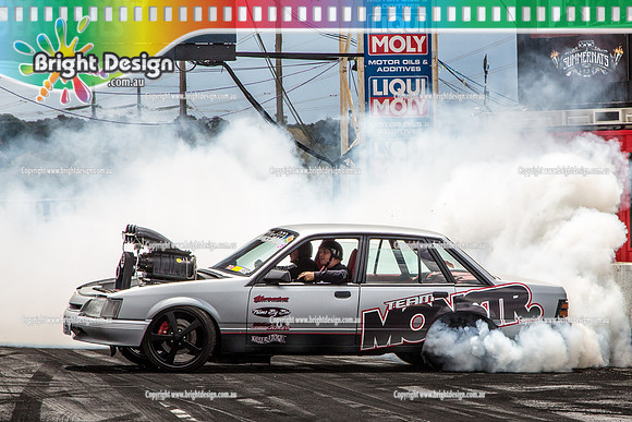 Summernats 28 Sunday 4 Jan 2015  BD  (7949)  CUTSIK BURNOUT