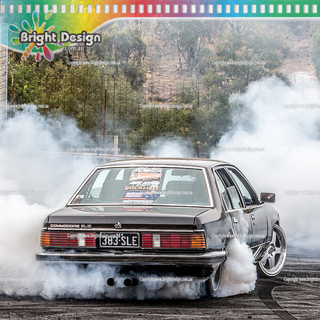 Street Machine Supernats 24 @ Stawell Motor Sports Club 8 Dec 2018  (1190)-2 383SLE BURNOUT