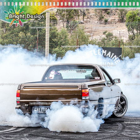 Street Machine Supernats 24 @ Stawell Motor Sports Club 8 Dec 2018  (1214)-2  GHETTO BURNOUT