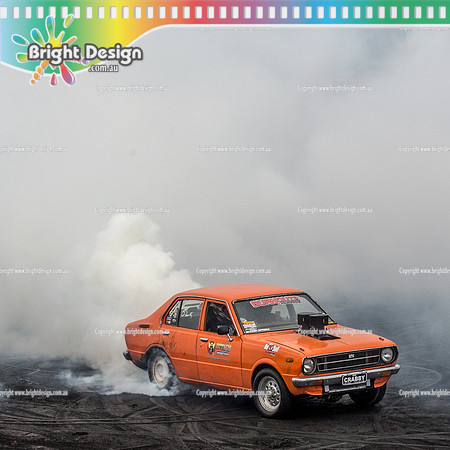 Street Machine Supernats 24 @ Stawell Motor Sports Club 8 Dec 2018  (1794)-3  CRABBY BURNOUT