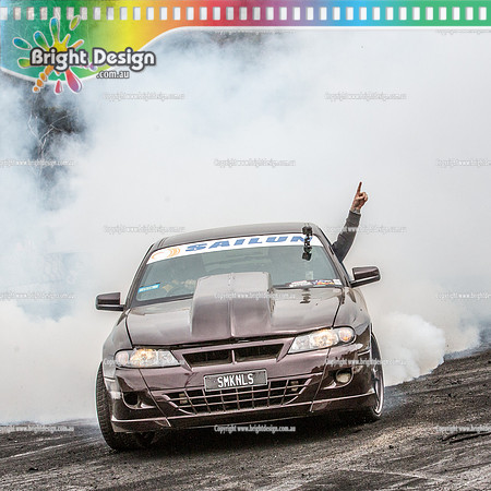 Street Machine Supernats 24 @ Stawell Motor Sports Club 8 Dec 2018  (2009)-2  SMKNLS BURNOUT