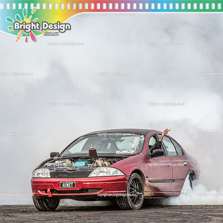 Street Machine Supernats 24 @ Stawell Motor Sports Club 8 Dec 2018  (2535)-2  AUWET BURNOUT