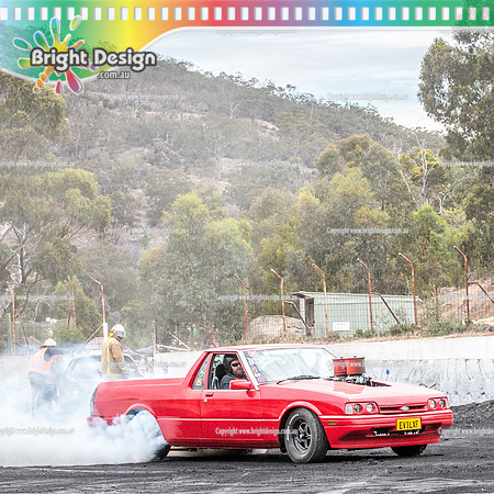 Street Machine Supernats 24 @ Stawell Motor Sports Club 8 Dec 2018  (2267)-2  EVILXF BURNOUT