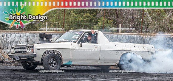 Street Machine Supernats 24 @ Stawell Motor Sports Club 8 Dec 2018  (1112)  PARTY BURNOUT