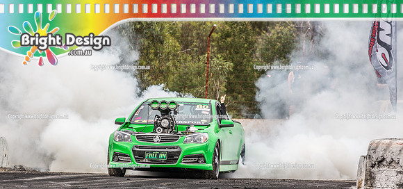 Street Machine Supernats 24 @ Stawell Motor Sports Club 8 Dec 2018  (1131)  FULL ON BURNOUT