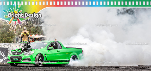 Street Machine Supernats 24 @ Stawell Motor Sports Club 8 Dec 2018  (1135)  FULL ON BURNOUT