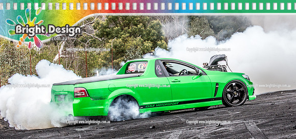 Street Machine Supernats 24 @ Stawell Motor Sports Club 8 Dec 2018  (1140)  FULL ON BURNOUT