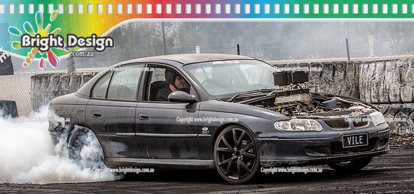 Street Machine Supernats 24 @ Stawell Motor Sports Club 8 Dec 2018  (1172)  VILE BURNOUT