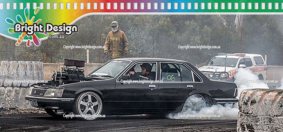 Street Machine Supernats 24 @ Stawell Motor Sports Club 8 Dec 2018  (1185)  383SLE BURNOUT