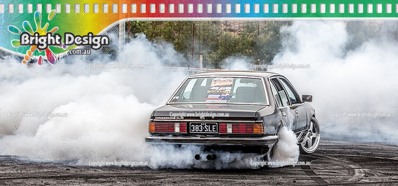 Street Machine Supernats 24 @ Stawell Motor Sports Club 8 Dec 2018  (1190)  383SLE BURNOUT