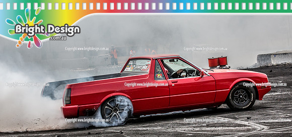 Street Machine Supernats 24 @ Stawell Motor Sports Club 8 Dec 2018  (1362)-2  EVILXF BURNOUT
