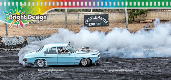 Street Machine Supernats 24 @ Stawell Motor Sports Club 8 Dec 2018  (1713)  HQ383 BURNOUT