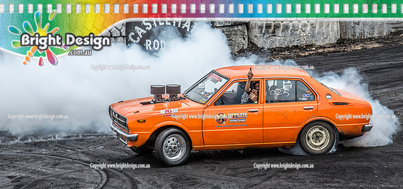 Street Machine Supernats 24 @ Stawell Motor Sports Club 8 Dec 2018  (1806)  CRABBY BURNOUT