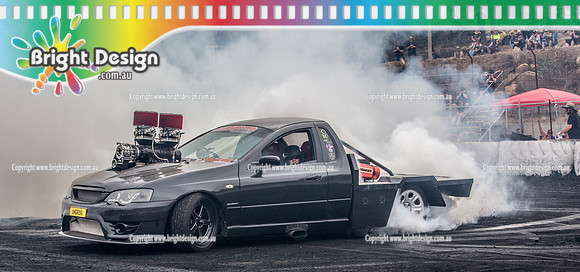 Street Machine Supernats 24 @ Stawell Motor Sports Club 8 Dec 2018  (2220)   ONGROG BURNOUT