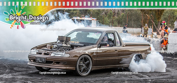 Street Machine Supernats 24 @ Stawell Motor Sports Club 8 Dec 2018  (2991)  GHETTO BURNOUT
