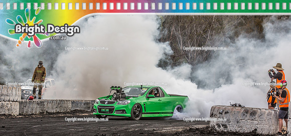 Street Machine Supernats 24 @ Stawell Motor Sports Club 8 Dec 2018  (3027)  FULLON BURNOUT