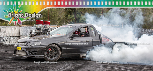 Street Machine Supernats 24 @ Stawell Motor Sports Club 8 Dec 2018  (3116)  ONGROG BURNOUT